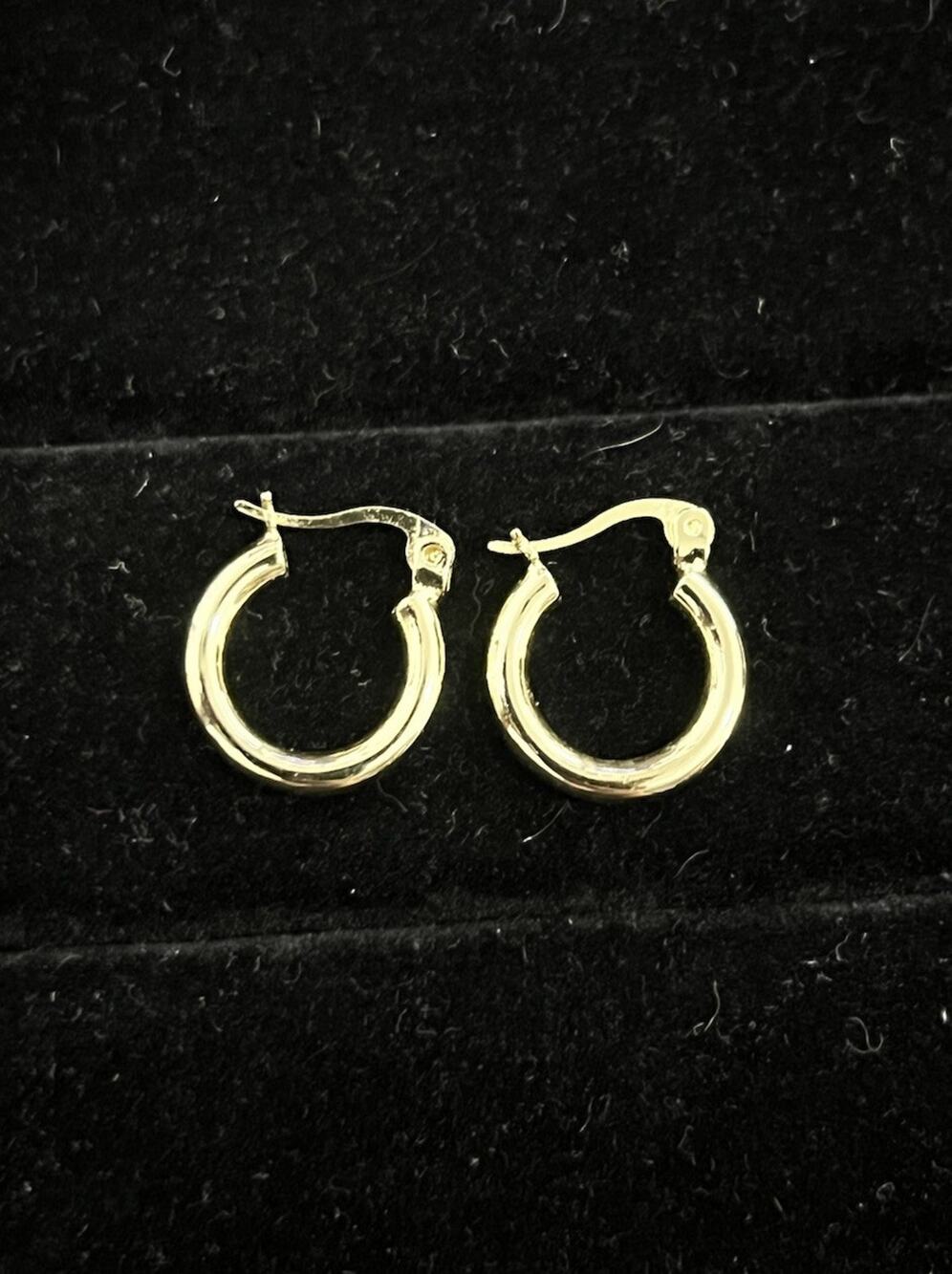 Gold Tone Small Huggie Hoop Earrings Mini Round Polished 1/2”